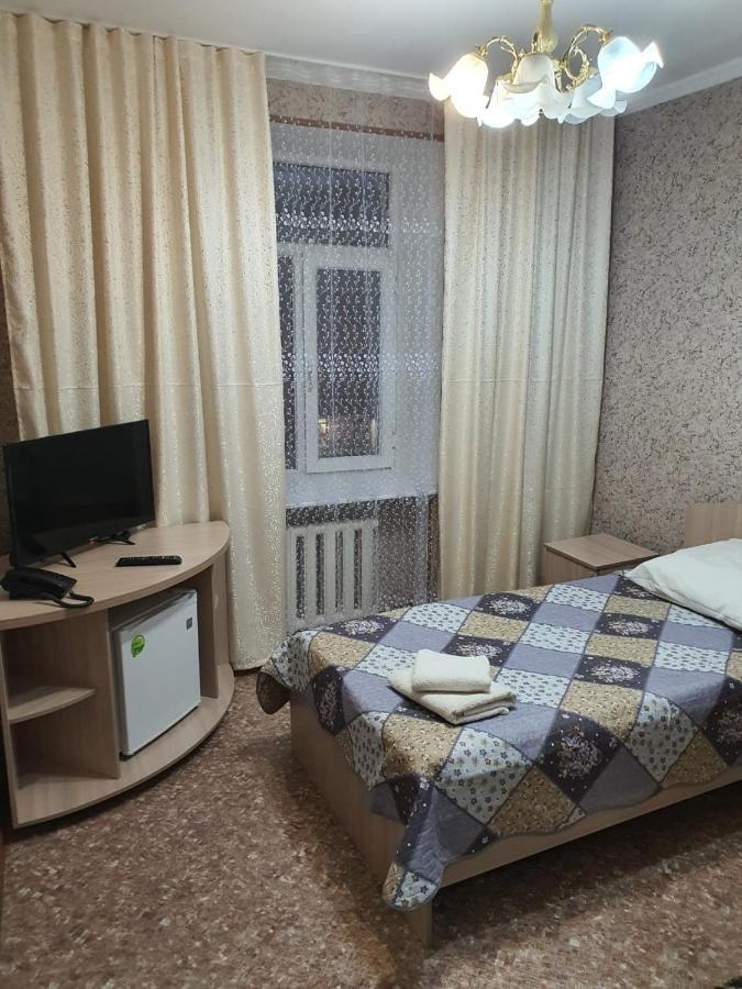 Karaganda Hotel Extérieur photo