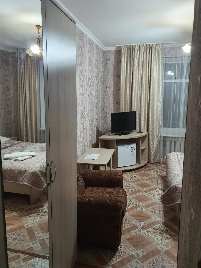 Karaganda Hotel Extérieur photo